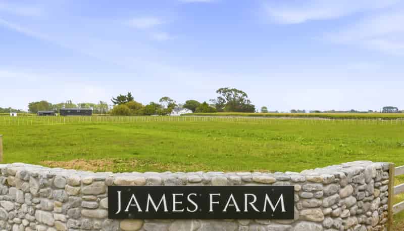 223 Kuku Beach Road and James Farm Lane, Levin