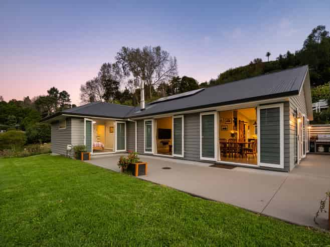 16 Corbett Drive, Te Puna