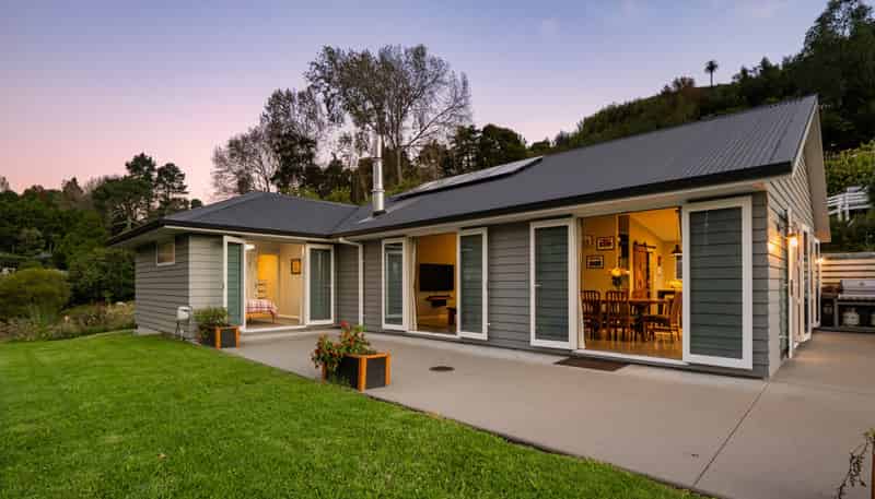 16 Corbett Drive, Te Puna