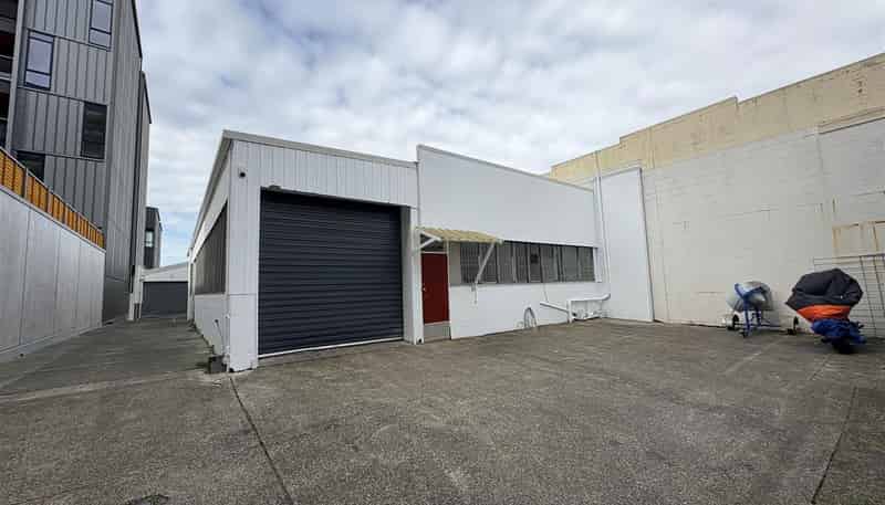  Unit B, 9 Spring Street, Onehunga