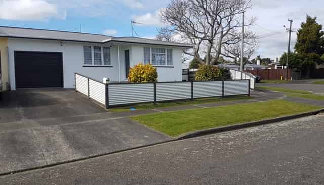 10 McDonald Place, Awapuni