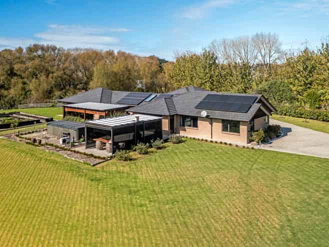 34 Arone Way, Wainui