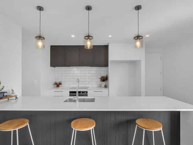 29 Weaver Street, Ravenswood