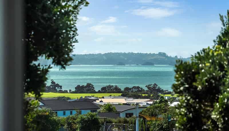 2 Toro Puke Lane, Beachlands