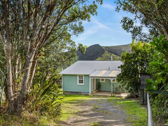 158 Bethells Road, Bethells Beach