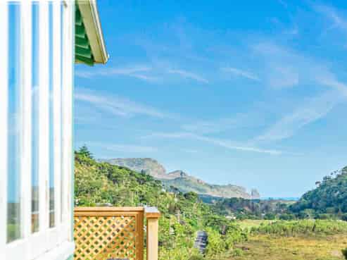 158 Bethells Road, Bethells Beach
