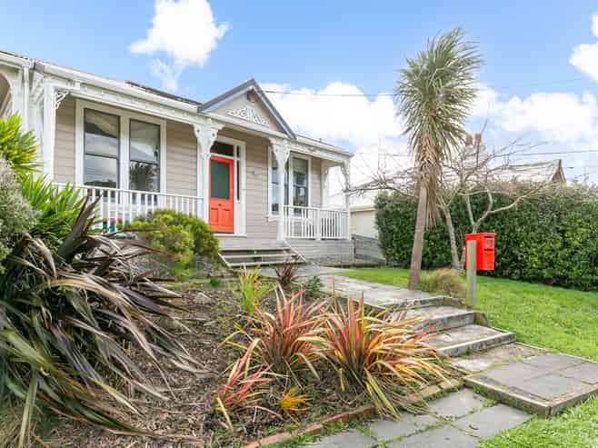 32 Eden Street, Island Bay