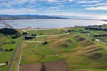  Corner Marfells Beach and Clifford Roads, Lake Grassmere