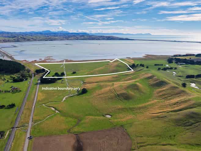  Corner Marfells Beach and Clifford Roads, Lake Grassmere
