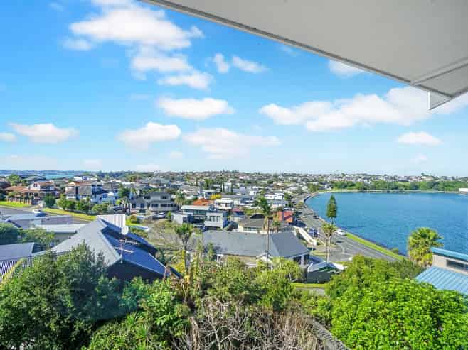 4/19 Bucklands Beach Road, Bucklands Beach