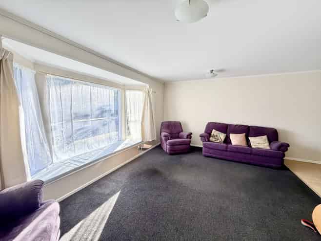 64a Gemstone Drive, Birchville