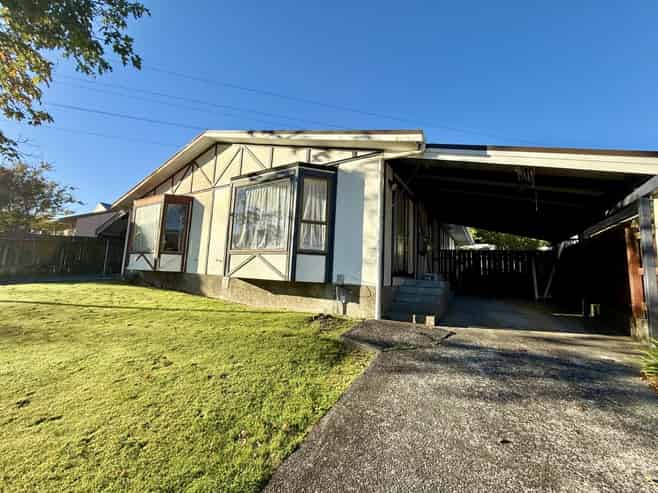 64a Gemstone Drive, Birchville