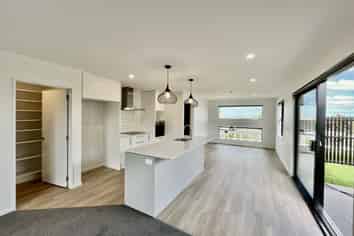 86 Monarch Drive, Rolleston