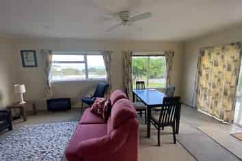 5/142 Stanmore Bay Road, Stanmore Bay