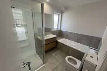 30 Leebank Cres, Riverhead