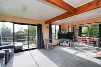 6 Allen Street, Mataura