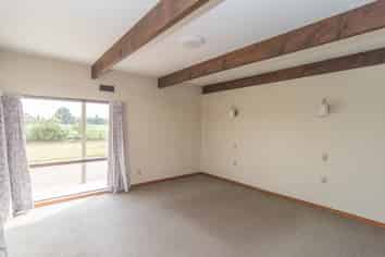 217 Pleasant Point Highway, Levels