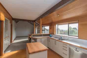 217 Pleasant Point Highway, Levels