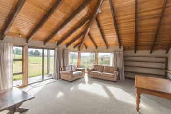 217 Pleasant Point Highway, Levels