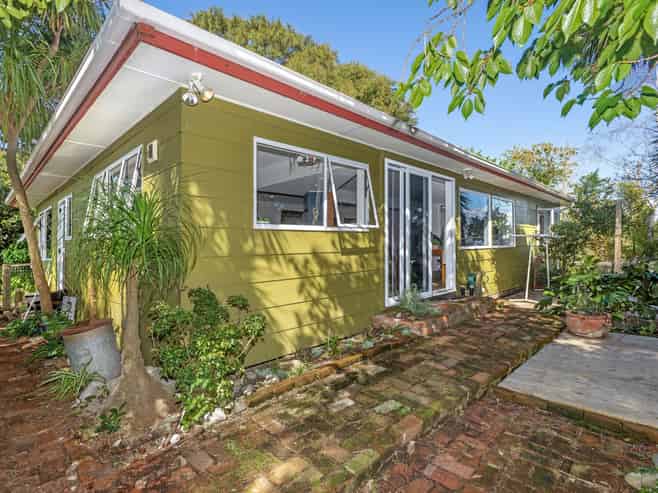 12 Heatherlea Street, Outer Kaiti