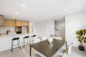 90 Mahutonga Avenue, Beachlands