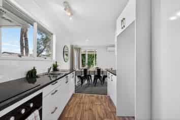 7 Hinton Place, Weymouth