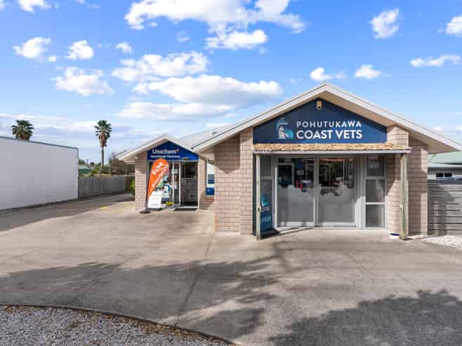 Prime Coastal Commercial Opportunity