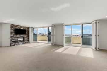 2/58 St Heliers Bay Road, Saint Heliers