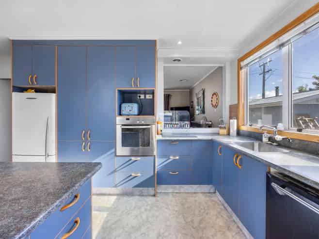 7 Hopkins Street, Luggate