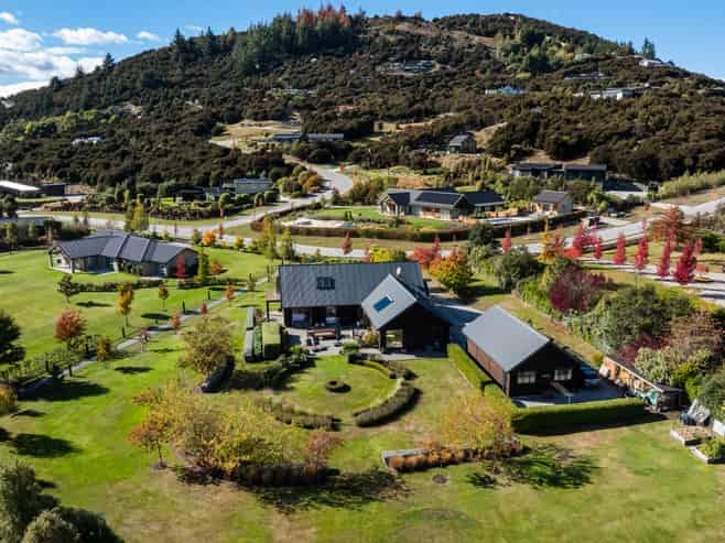 10 Hidden Hills Drive, Wanaka