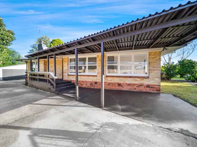 25 Myers Road, Manurewa East