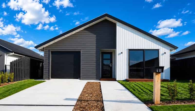 18 Korari Street, TE KAUWHATA