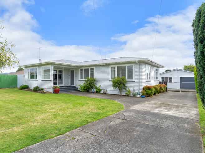 23 Tasman Street, LEVIN