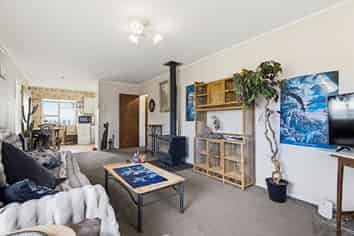 10b Riverside Drive, Waiuku