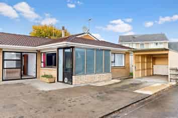 10b Riverside Drive, Waiuku