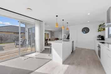 50 Welsford Street, Woodend