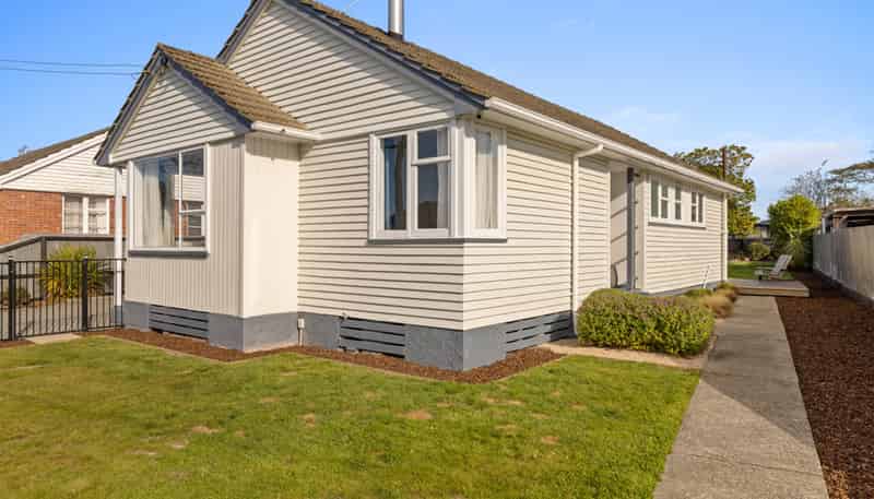 97 Hoani Street, Northcote