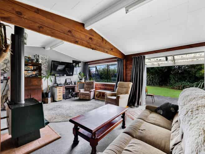 2 Wood Street, Patea