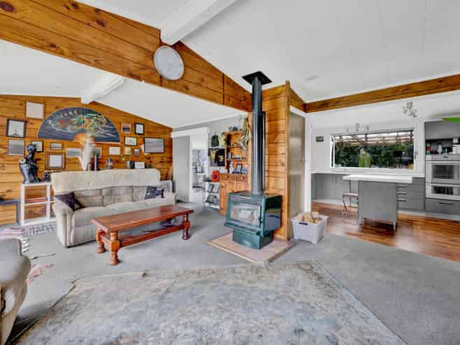 2 Wood Street, Patea