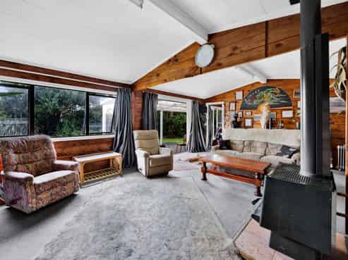 2 Wood Street, Patea