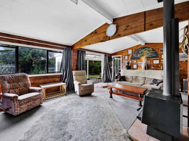 2 Wood Street, Patea