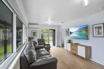 56 Shepherd Road, Waipahihi