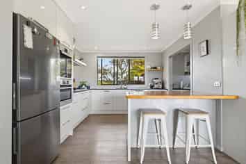 69 Waipipi Wharf Road, Pollok