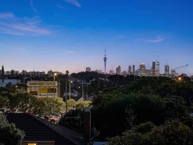 1/245 Kepa Road, Mission Bay