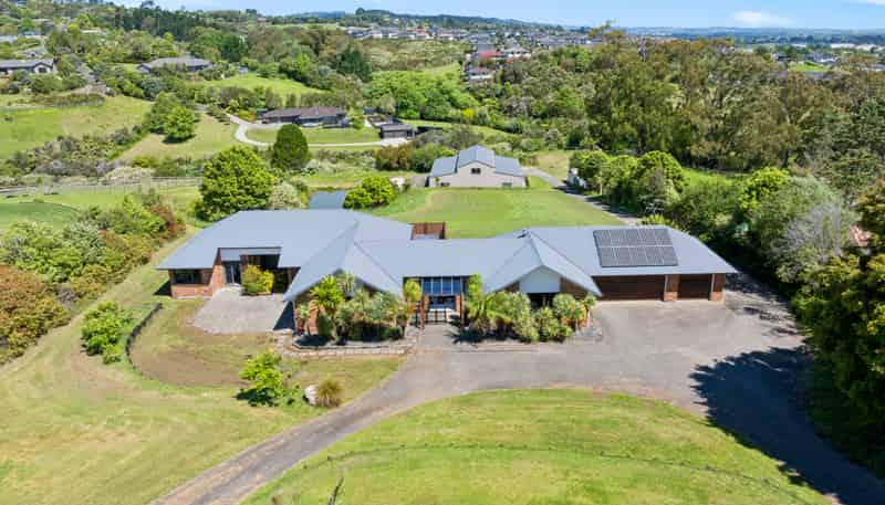 38 Lauren Grove, Papakura