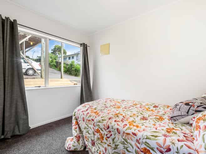 2/66 Spinella Drive, Bayview