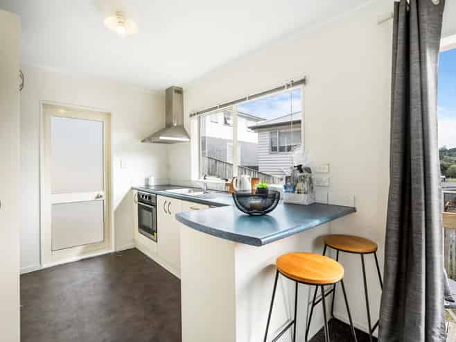 2/66 Spinella Drive, Bayview