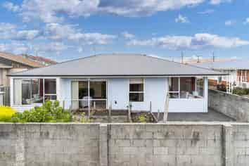 76 and 76A Bay View Road, South Dunedin