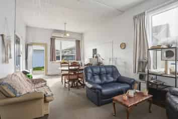 76 and 76A Bay View Road, South Dunedin