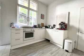 Auckland - Address withheld